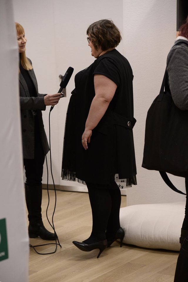 Dominika Gwit w seksownych czółenkach szuka kapci (ZDJĘCIA)