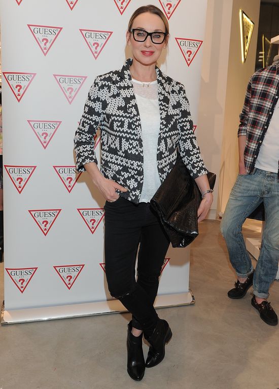 Gwiazdy i celebrytki lansują się na ściance Guessa (FOTO)