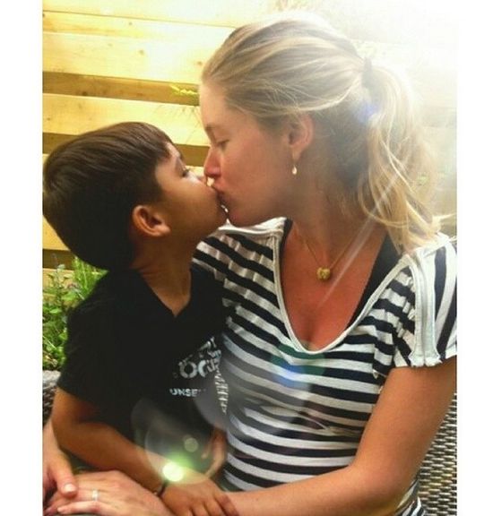 Doutzen Kroes urodziła i pokazała córeczkę! (FOTO)