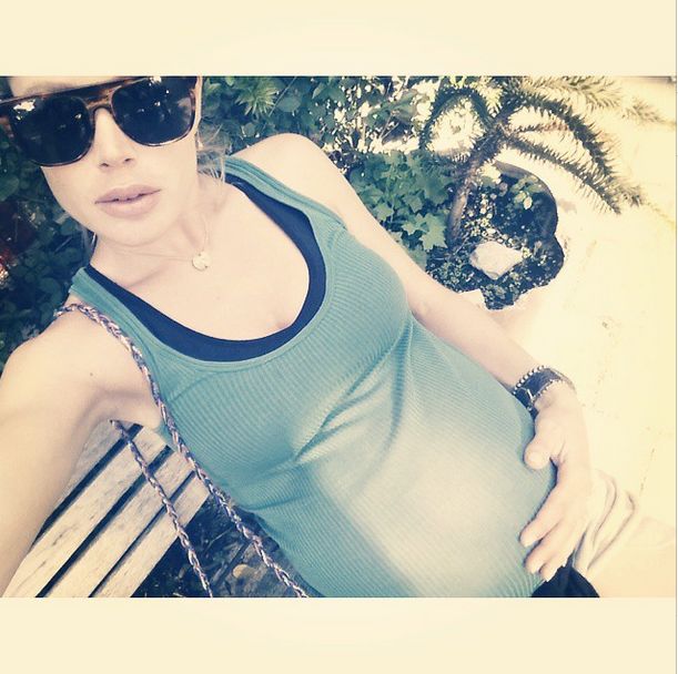 Zrobiła sobie selfie na dwa dni przed porodem (FOTO)