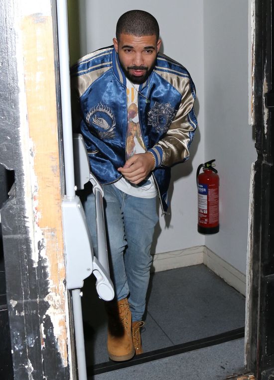 Rihanna i Drake spełnili marzenie ciężko chorej dziewczynki Rihanna i Drake spełnili marzenie ciężko chorej dziewczynki