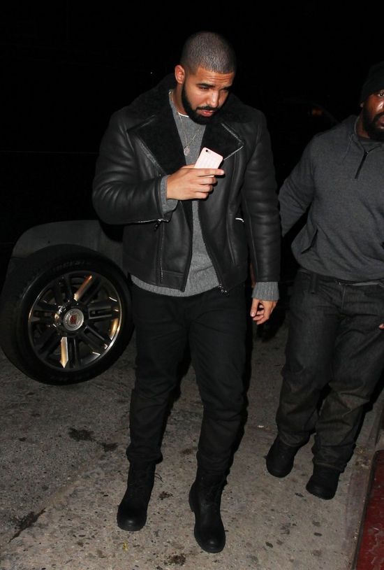 Drake miał problem z sąsiadami. Pozbył się go za 3 miliony dolarów