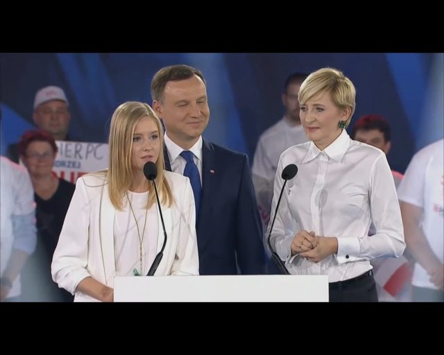 Garsonka dla pierwszej damy? Zapłacą za nią podatnicy!