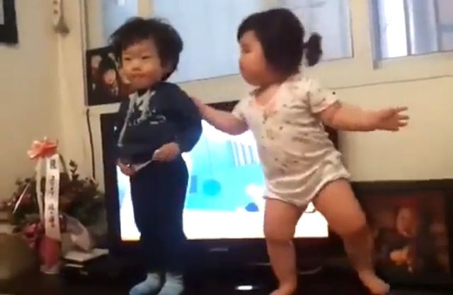 Prawie 3 MILIONY wyświetleń - zobaczcie tę uroczą parkę! Prawie 3 MILIONY wyświetleń - zobaczcie tę uroczą parkę!