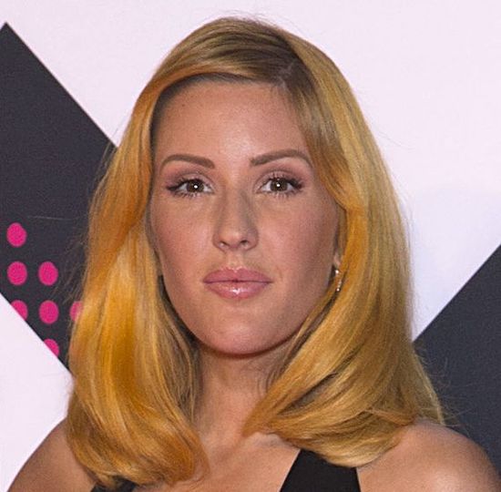 Modowo-urodowa masakra Ellie Goulding! (FOTO)