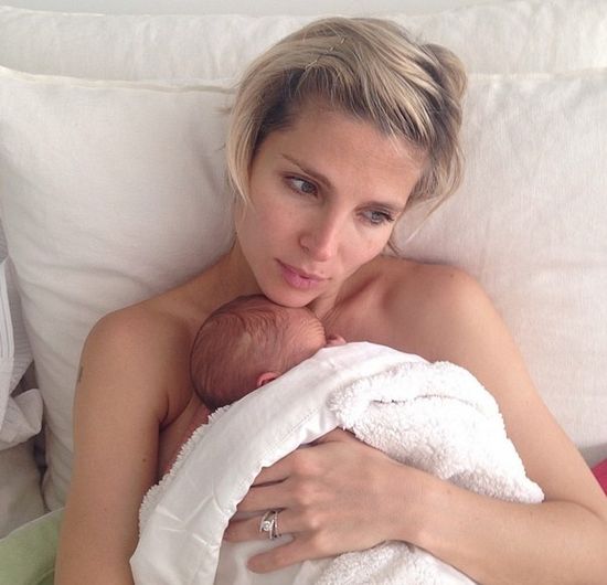 Elsa Pataky chwali się cudownym mężem i bliźniakami (FOTO)