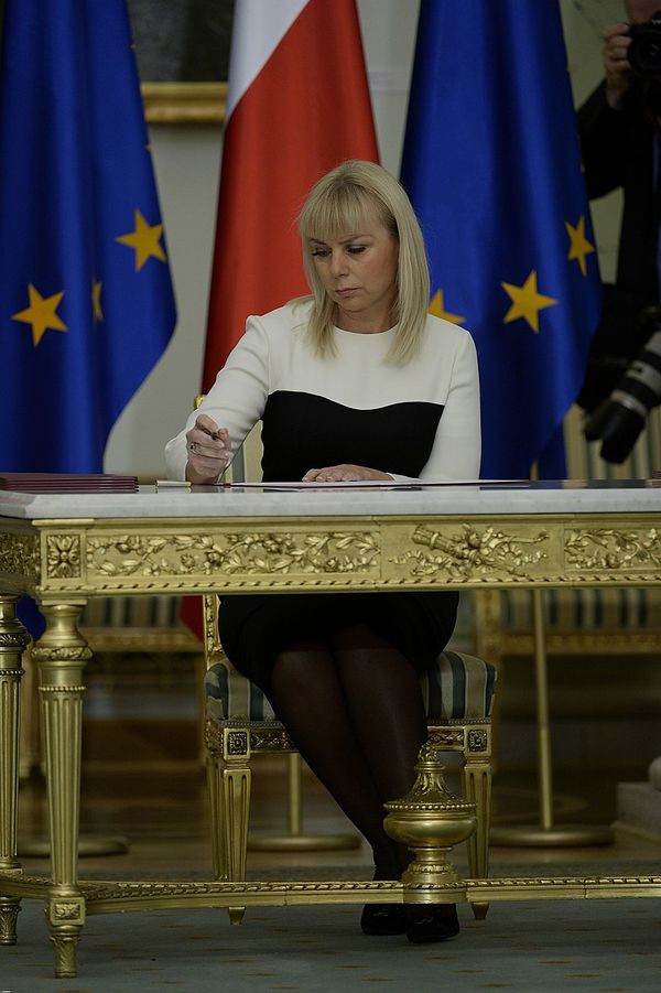 Elżbieta Bieńkowska lubi wakacje w kamperze i koncerty rocko Elżbieta Bieńkowska lubi wakacje w kamperze i koncerty rocko