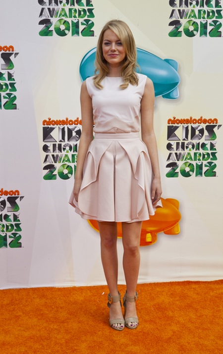 Emma Stone Czerwony dywan Nickelodeon's Kids' Choice Awards (FOTO)