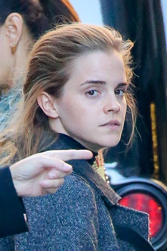 Kiedy Emma Watson nie chce wyglądać jak gwiazda... (FOTO) Kiedy Emma Watson nie chce wyglądać jak gwiazda... (FOTO)
