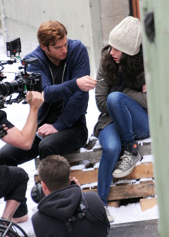 Czemu Emmy Rossum tak rozpacza? (FOTO)