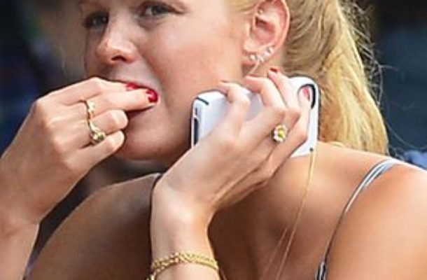 Dziewczyna Leonardo DiCaprio bez makijażu (FOTO)