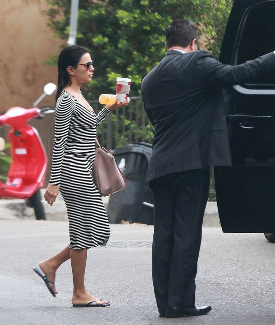 Tak odżyły plotki o ciąży Evy Longorii (FOTO)