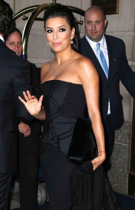 Eva Longoria z chłopakiem, niczym Piękna i Bestia (FOTO)