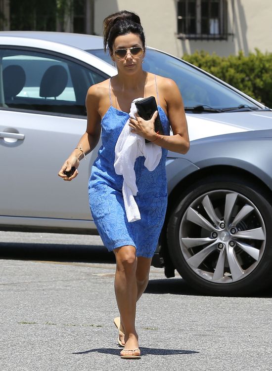 Eva Longoria potrafi naprawić samochód? (FOTO) Eva Longoria potrafi naprawić samochód? (FOTO)