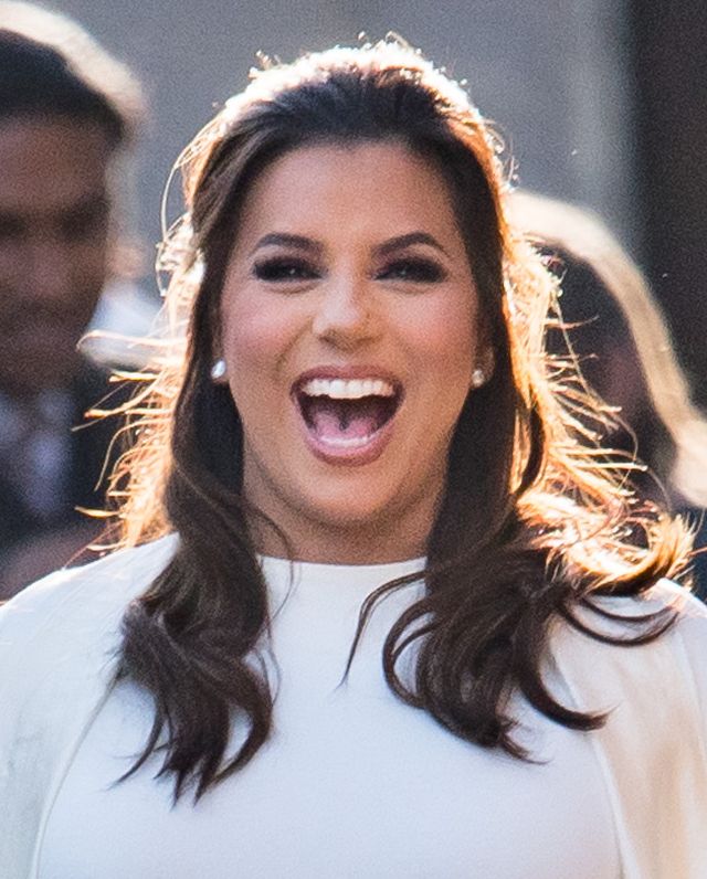 Eva Longoria wygląda, jakby miała urodzić bliźnięta (ZDJĘCIA) Eva Longoria wygląda, jakby miała urodzić bliźnięta (ZDJĘCIA)