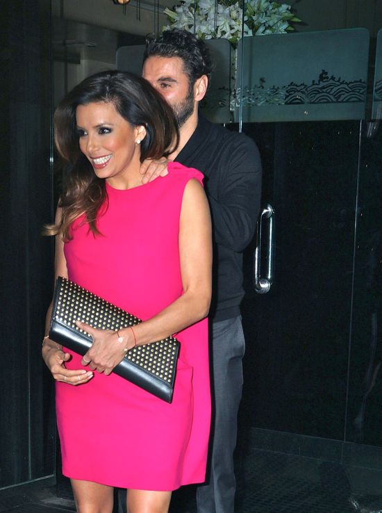 Eva Longoria pijana miłością (FOTO)