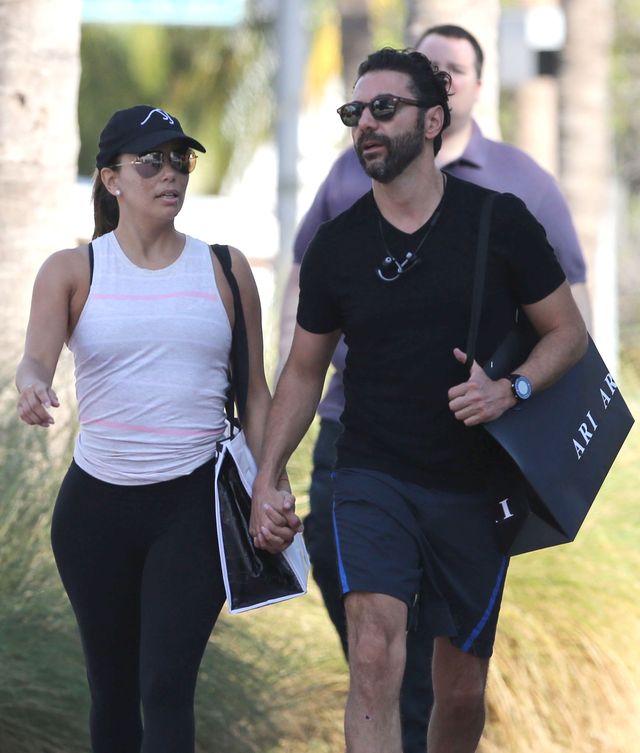 Eva Longoria z mężem na wakacjach - w końcu szczęśliwa (FOTO)
