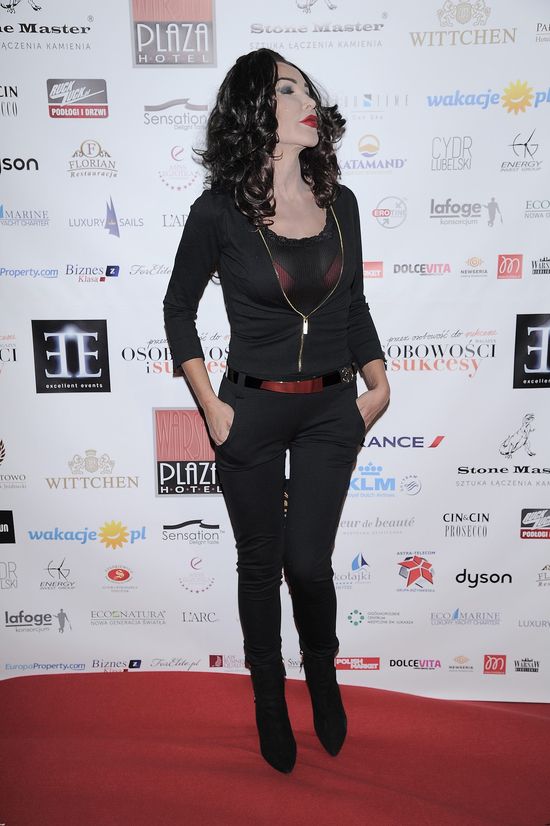  Coś zmieniło się w wyglądzie Ewy Minge (FOTO)