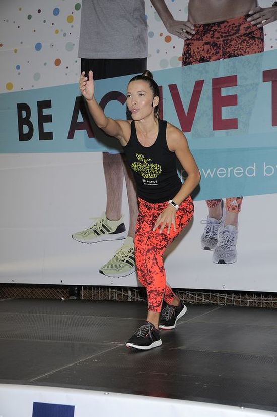 Ślotała podskakuje w rytm Chodakowskiej (FOTO) Ślotała podskakuje w rytm Chodakowskiej (FOTO)