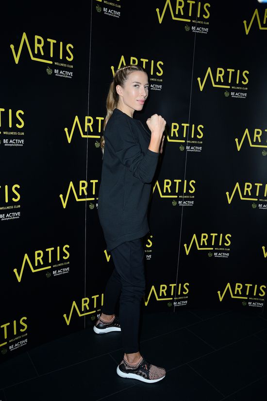 Ewa Chodakowska na ściance. Co ma na sobie?