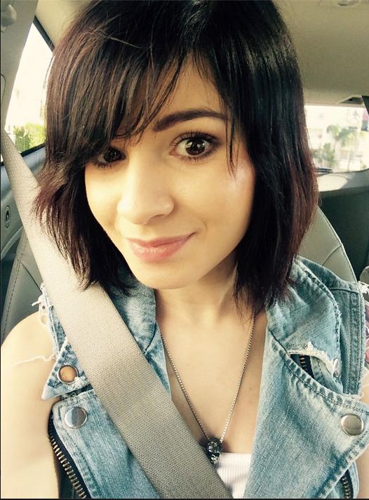 Ewelina Lisowska postawiła na boba z grzywką (FOTO)