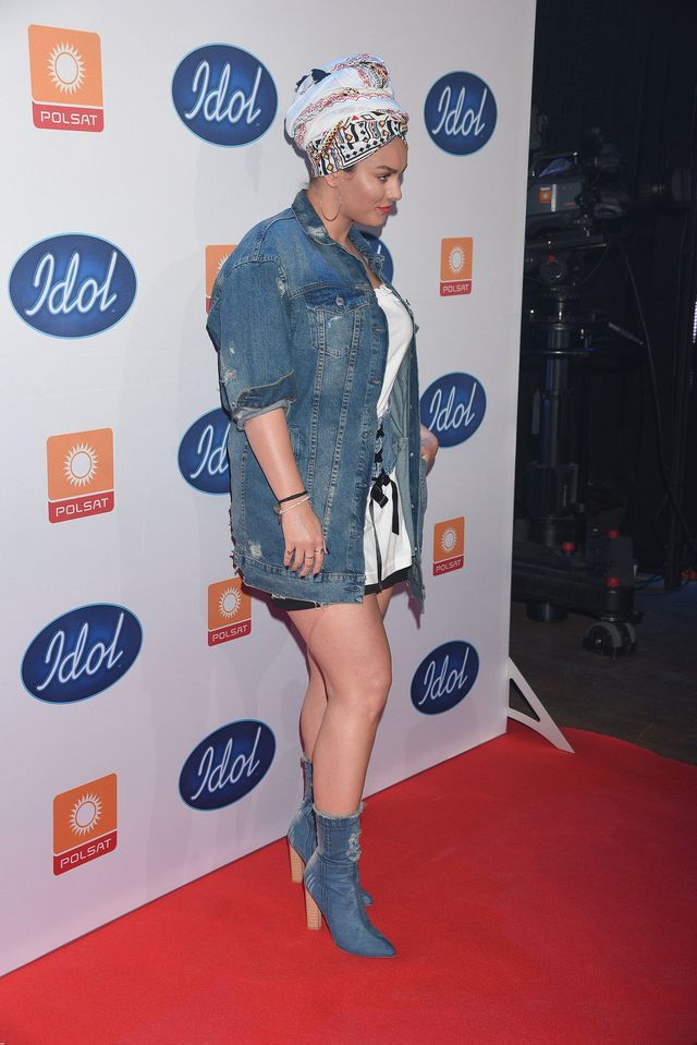 Ewa Farna w samym staniku i majtkach. SCHUDŁA?