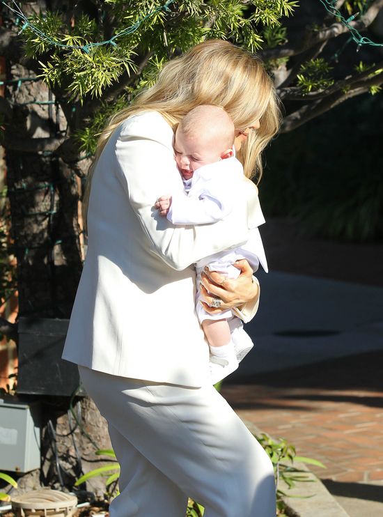 Fergie po raz pierwszy przyłapana z dzieckiem 