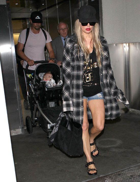 Fergie zbrzydła przed odchudzanie i treningi? (FOTO)