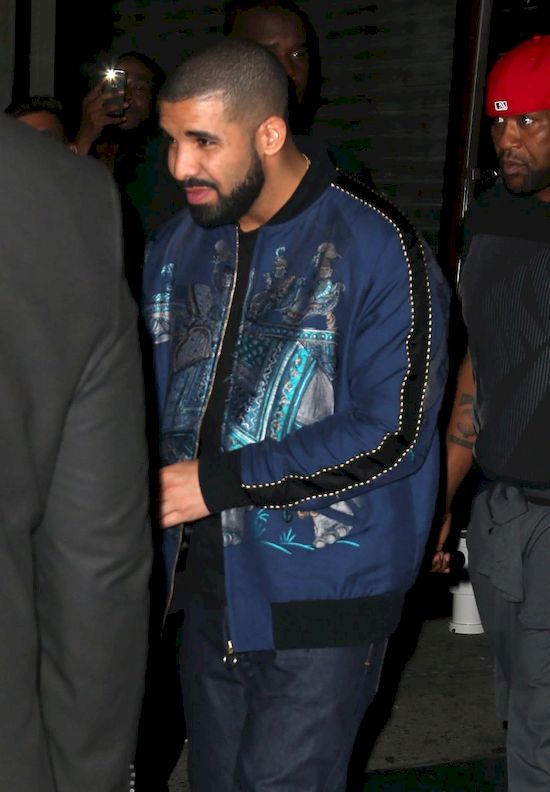 Rihanna zrobiła sobie tatuaż dla... Drake'a? (FOTO)