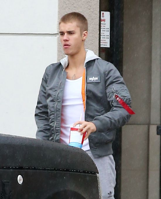 Justin Bieber ODWOŁAŁ trasę koncertową, bo... się nawrócił?!