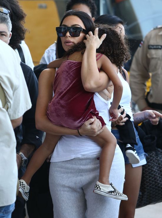 Złodziej ujawnił, za ile została sprzedana biżuteria Kim Kardashian!