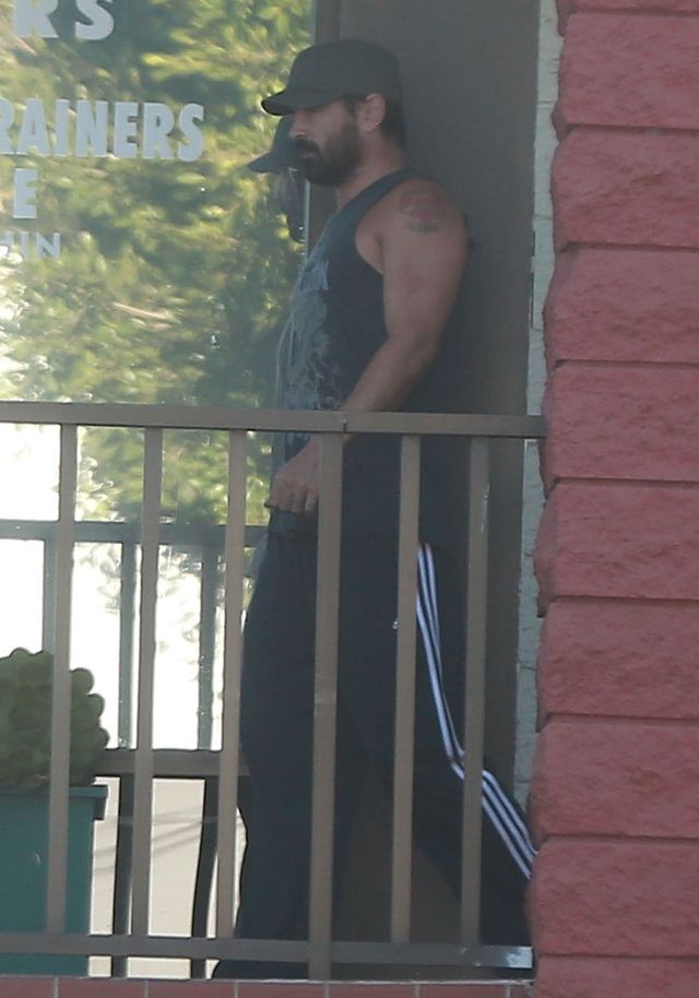 Colin Farrell też zapuścił brodę (FOTO) Colin Farrell też zapuścił brodę (FOTO)