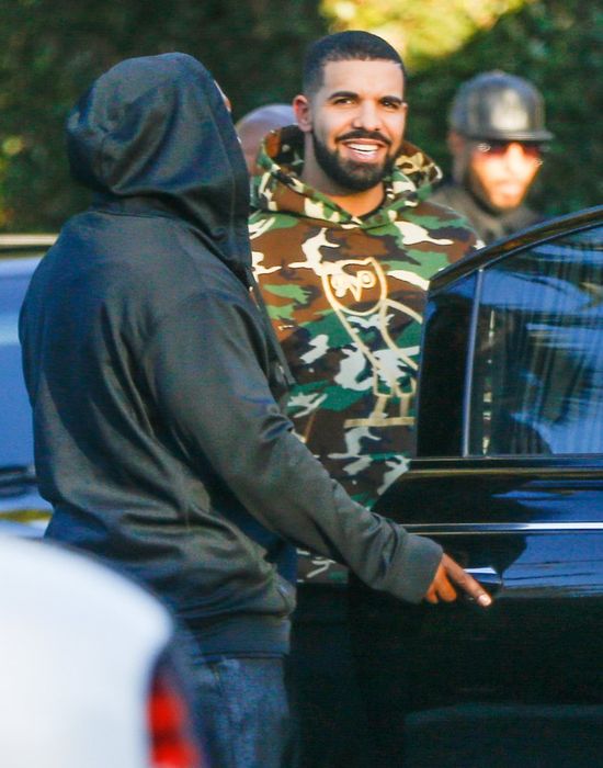 Drake pisał po pijaku do J. Lo! Raper zdradza szczegóły romansu Drake pisał po pijaku do J. Lo! Raper zdradza szczegóły romansu