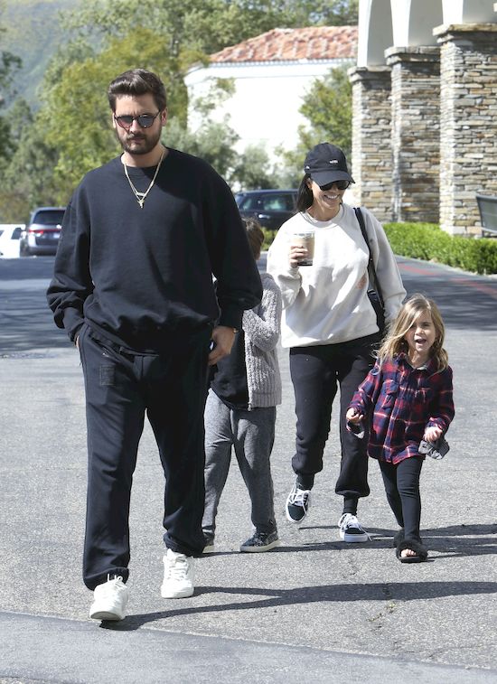 Kourtney Kardashian podejmuje RADYKALNE środki przeciwko Scottowi!