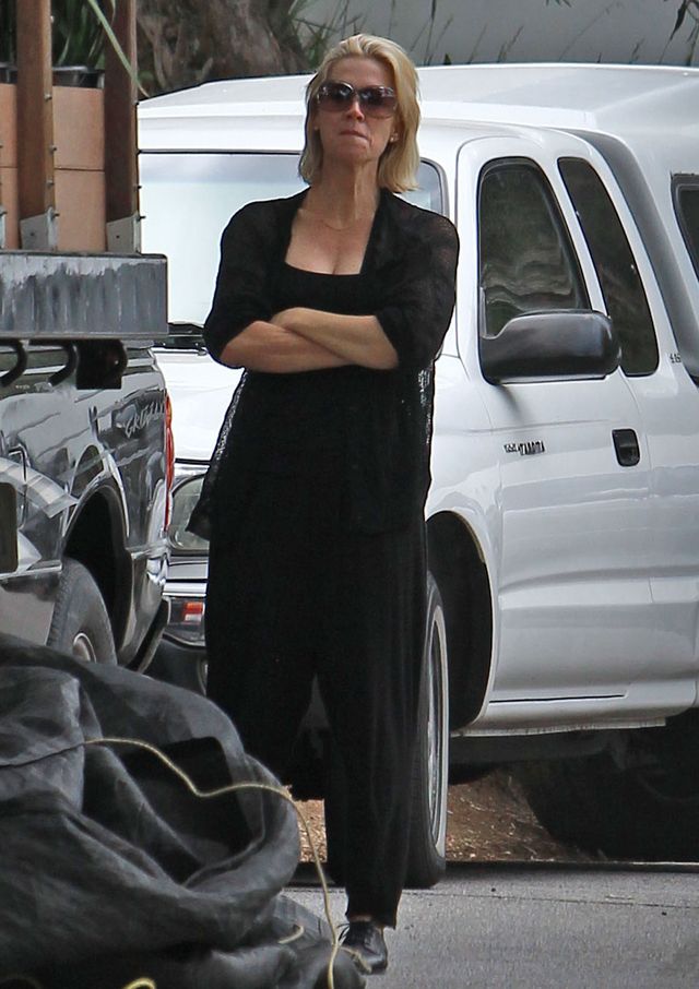 Dwie koleżanki z Beverly Hills obgadują trzecią za plecami