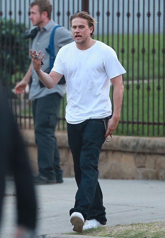 To, że Hunnam zrezygnował z roli Greya NIE jest żadną niespo