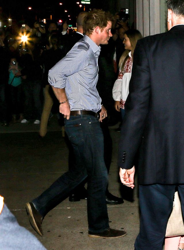 Williamie, Harry! Gdzie się podziały Wasze maniery? (FOTO) Williamie, Harry! Gdzie się podziały Wasze maniery? (FOTO)