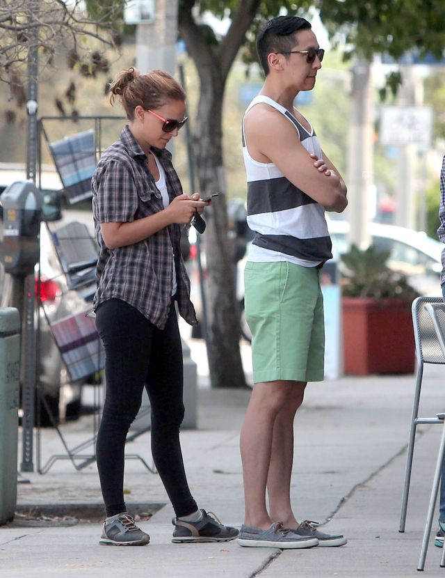 Natalie Portman pokazuje środkowy palec (FOTO)