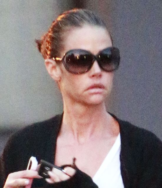 Denise Richards - wychudzona i zmęczona (FOTO) Denise Richards - wychudzona i zmęczona (FOTO)