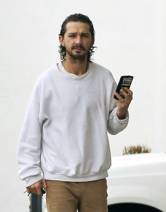 Shia LaBeouf aresztowany na manifestacji przeciwko Trumpowi! (VIDEO) Shia LaBeouf aresztowany na manifestacji przeciwko Trumpowi! (VIDEO)