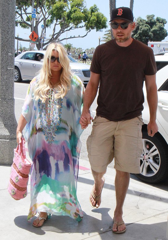 Jessica Simpson urodziła!