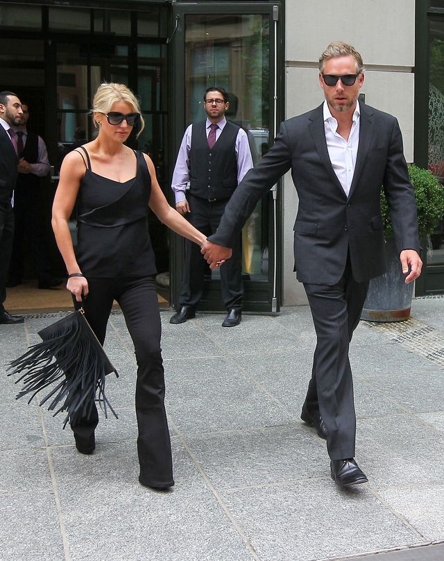 Zamiast się upiększyć, oszpeciła się! (FOTO)