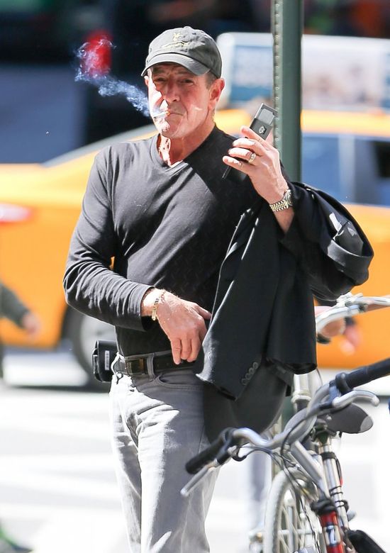 Ojciec Lindsay Lohan chce... ROZPSZARPAĆ Egora za pobicie jego córki!