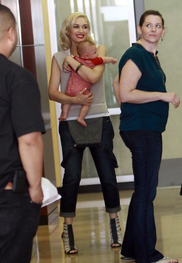 Najmłodszy syn Gwen Stefani już może pozować do zdjęć (FOTO)