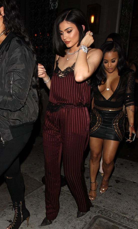 Kylie Jenner ma BLOND boba! Fani wariują na punkcie tej fryzury!