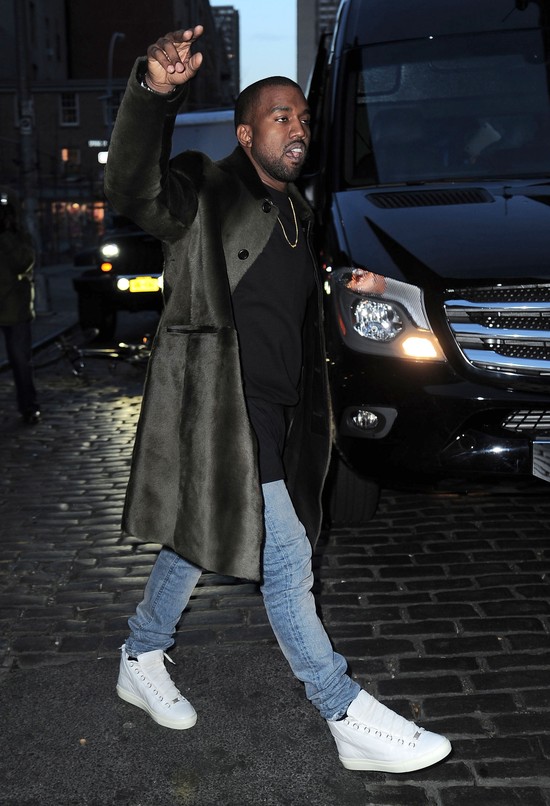 Kanye West obiecuje, że przestanie się wypowiadać