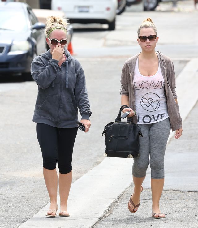 Kendra Wilkinson imprezuje bez męża 