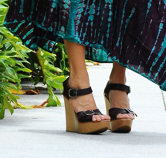 Ikona stylu w za małych butach (FOTO)