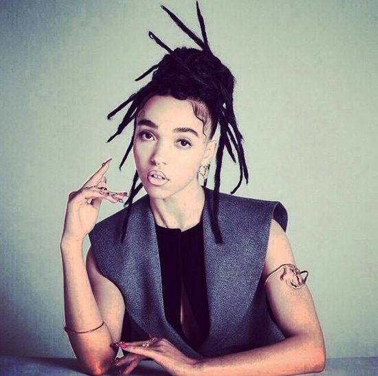 FKA Twigs - kim jest nowa dziewczyna Roberta Pattinsona?