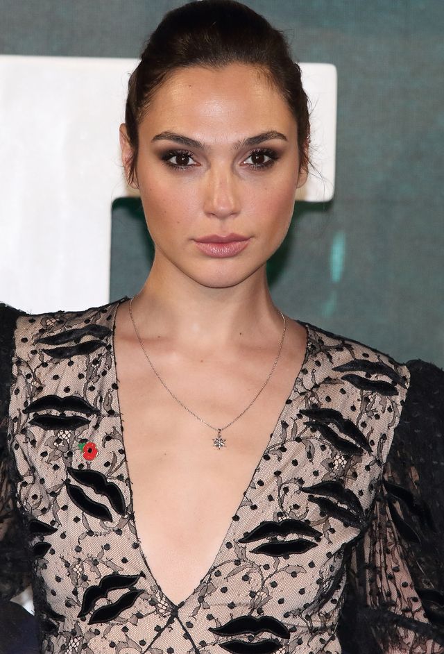 Miała być dziewczyną Bonda (ZDJĘCIA)